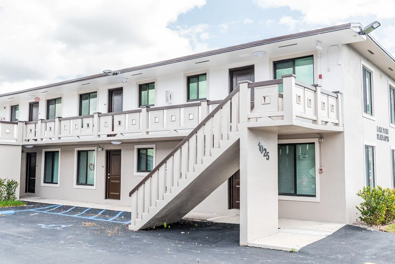 signature-impact-windows-and-doors-4 commercial windows and doors in miami