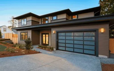 What Makes a Garage Door Hurricane Proof?